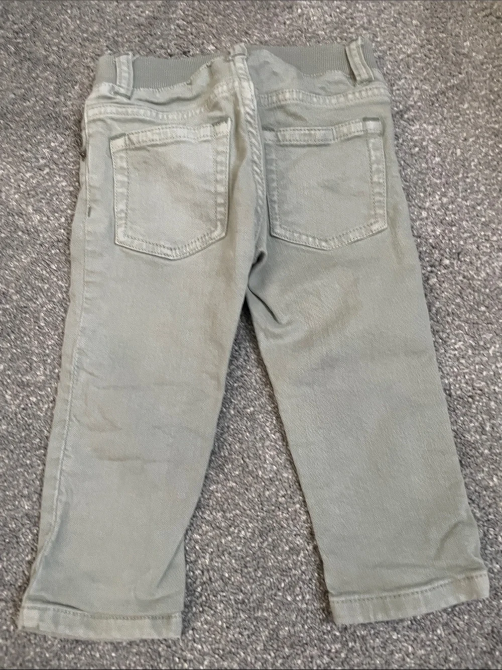 Gymboree Stretch Pull-On Pants in Sage Green size 18-24 months.